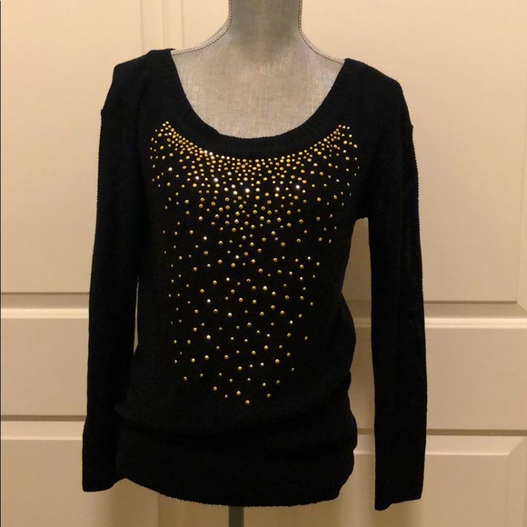 2b Bebe sweater - Picture 1 of 9